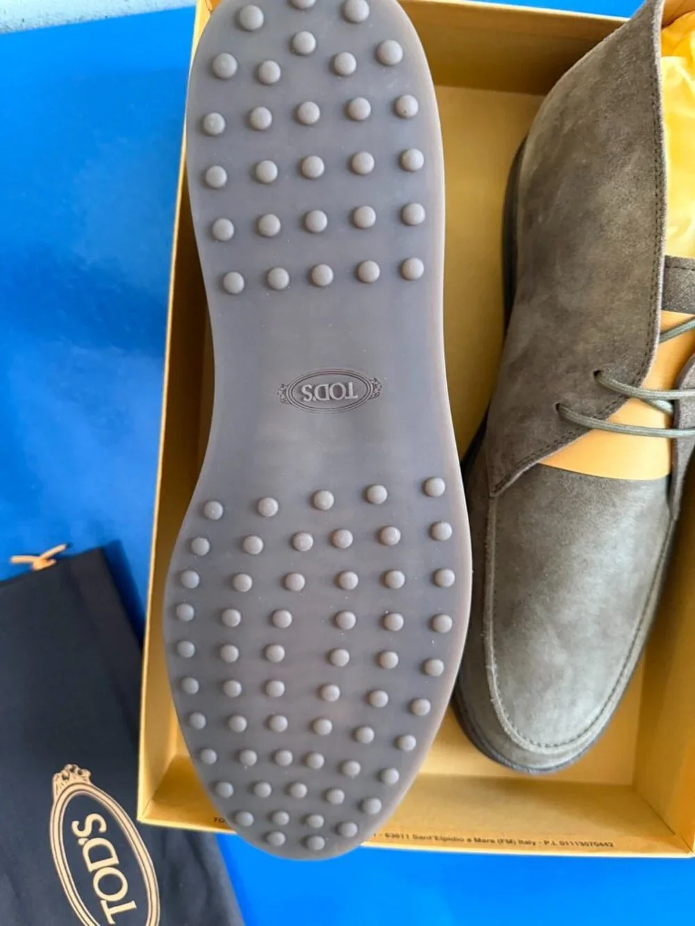 NWT Tod's Desert Boots in Suede - Light Brown Size 11